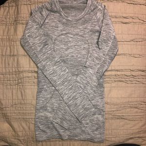 Lululemon Swiftly Tech Long Sleeve Crew